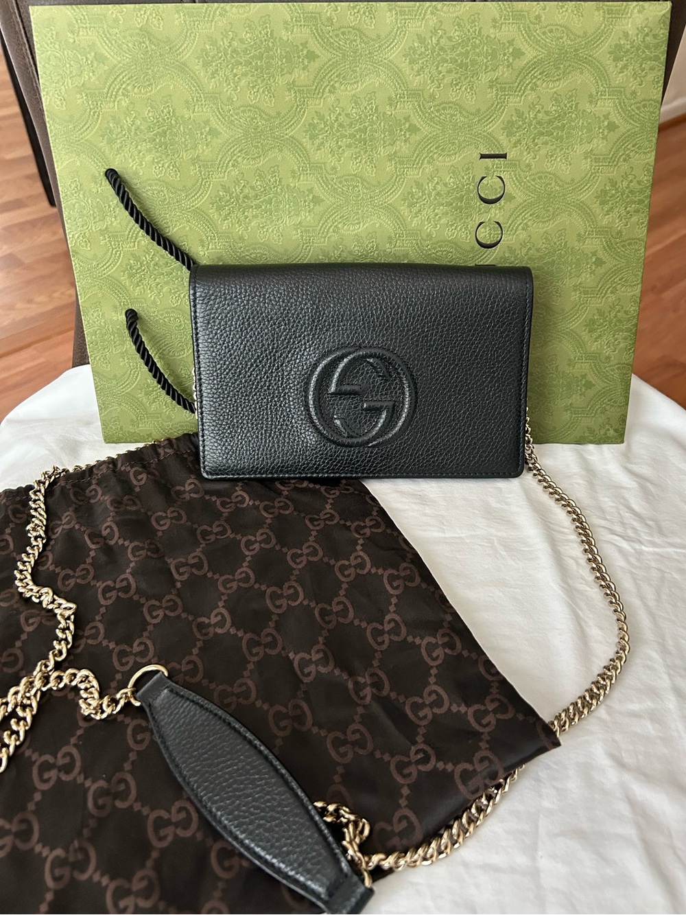 Gucci Black Soho Disco Pebbled Leather Crossbody Bag